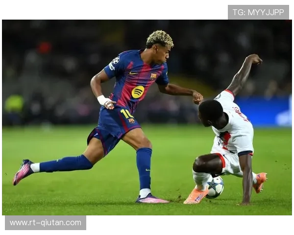 巴萨依赖边路进攻，亚马尔表现成赛季亮点